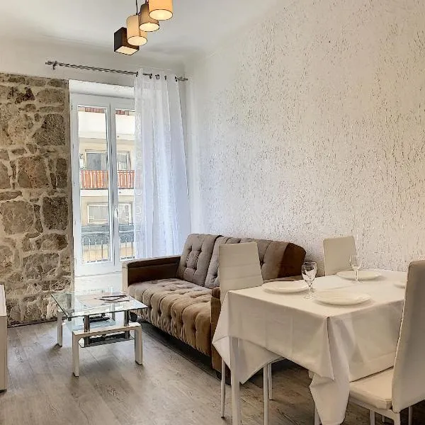 2-bedrooms аpartment Nice Port with parking, hotel a Nizza