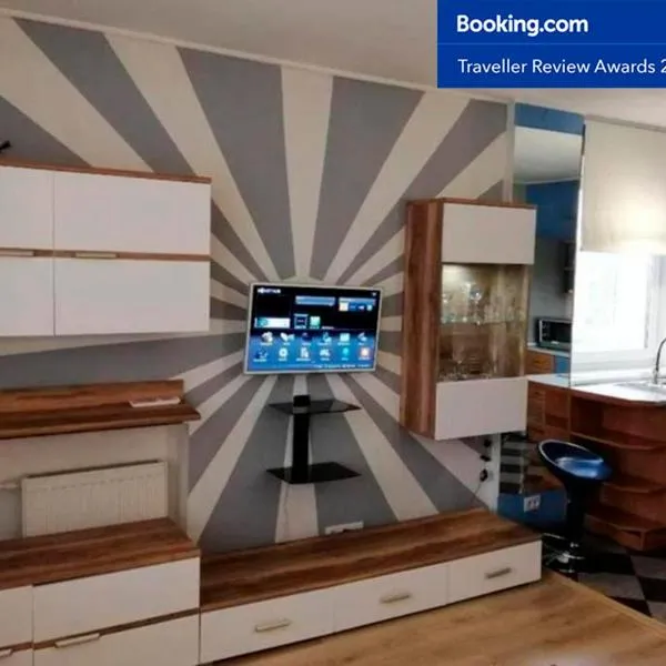 Уютна студія м Вокзальна, Боґданівський - Повітрофлотський, hotel i Kyiv