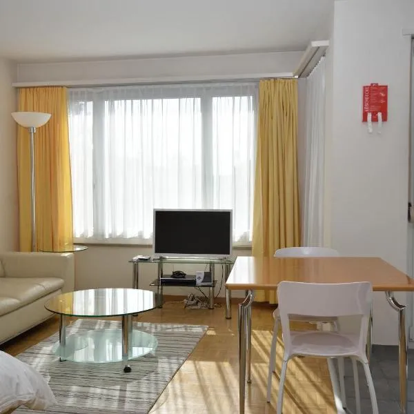 Very central & bright studio - Vineyard 51, Hotel in Zürich