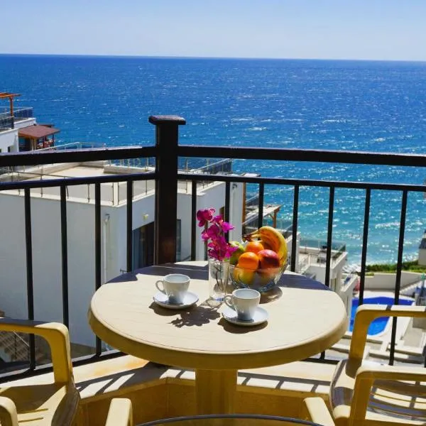 Комплекс Бяла Виста до Плажа - Complex Byala Vista near the beach, Hotel in Byala