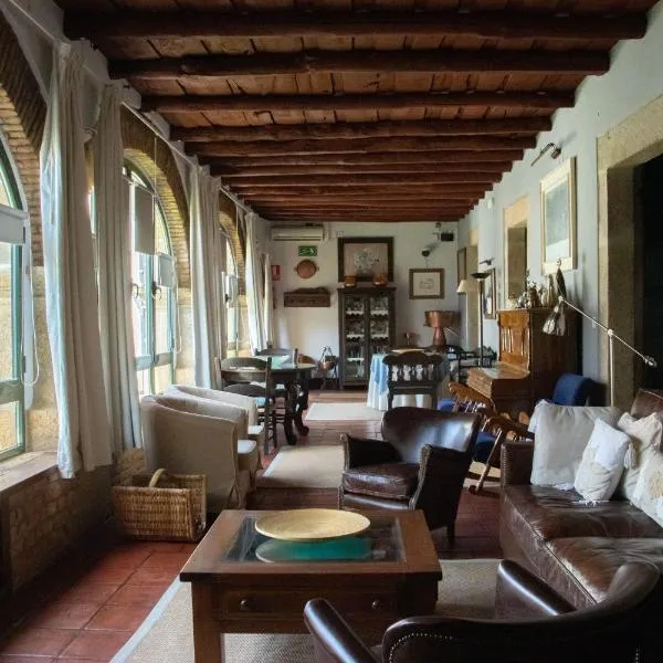 Casa Rural Antolina, ξενοδοχείο σε San Martin de Trevejo