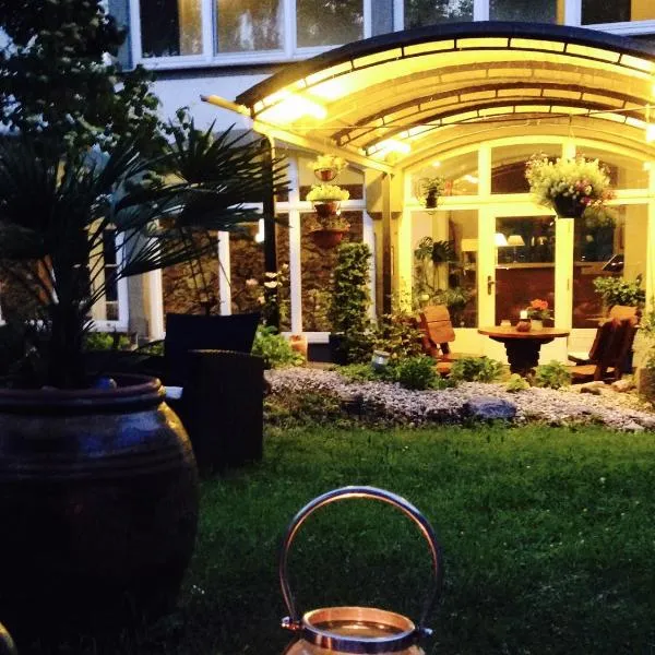 Dein Gutshof Hotel & Ferienwohnungen、ゲルリッツのホテル