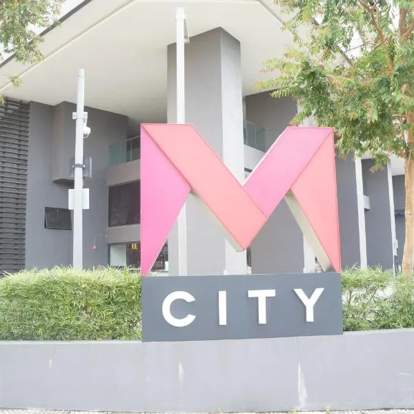 M City Lake View 1+1 Room, hotel in Kuala Lumpur