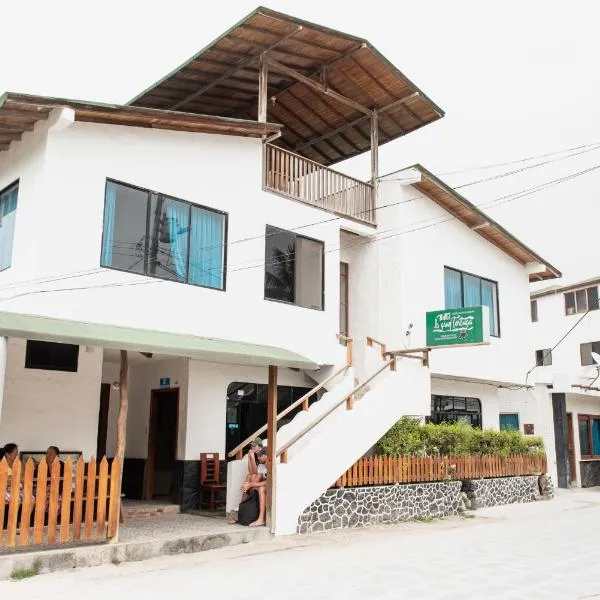 Hotel LA GRAN TORTUGA - ᯤ STARLINK, hotel en Puerto Villamil