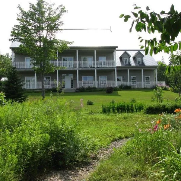 Tulloch Inn & Gifts, hotel in Inverness