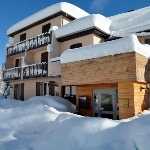 Logis Hôtel Le Griou，聖雅克·德波爾的飯店