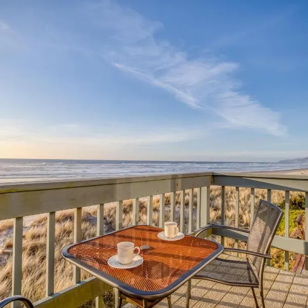 Whale Watcher Condo 3 - Meredith Lodging – hotel w mieście Rockaway Beach