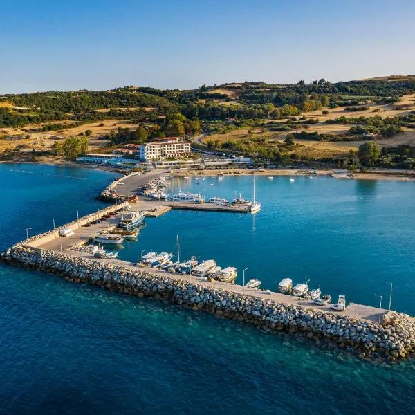 Mount Athos Resort, khách sạn ở Ierissós
