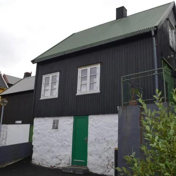 Cosy house in the heart of Tórshavn (Á Reyni), hotel in Tórshavn