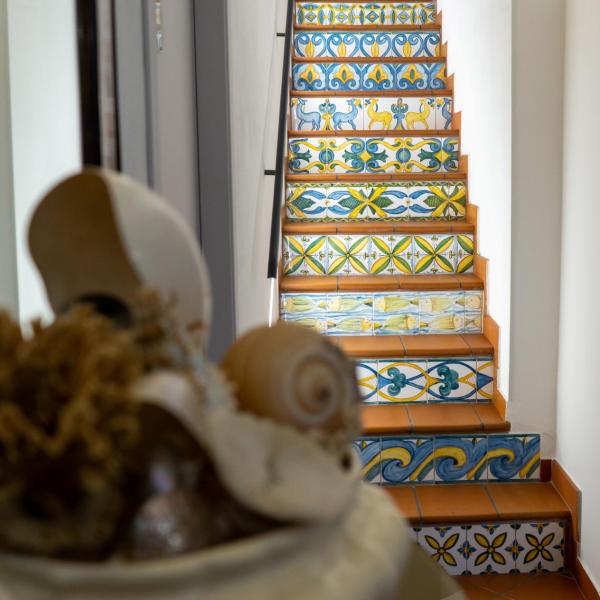 Capo Rama Suites & Rooms