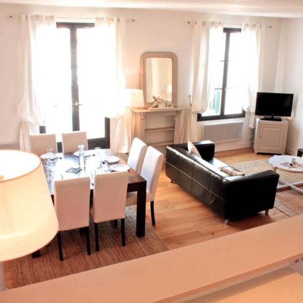 Duplex 3 chambres, 8 personnes avec terrasse centre de Blois