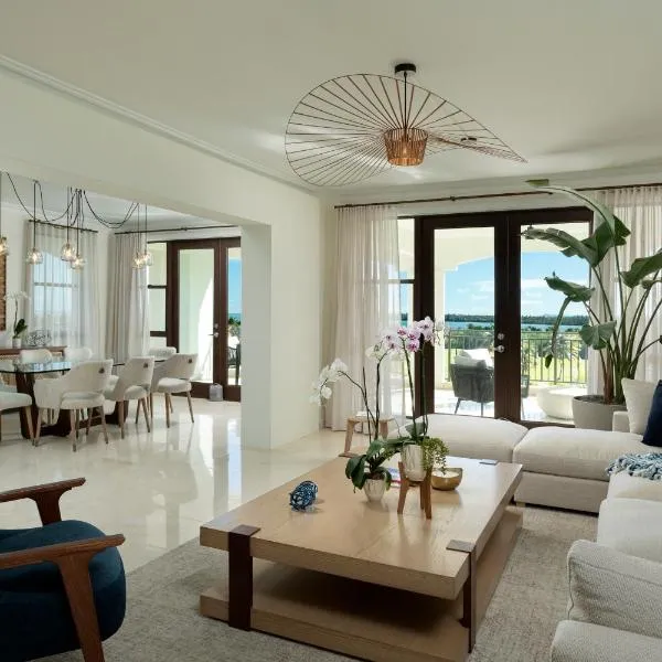 The Country Club Residences at Grand Reserve, hotel en Río Grande