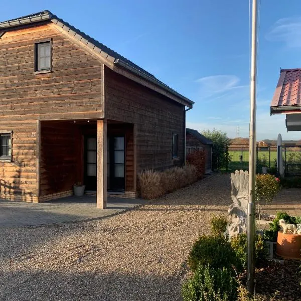 Maas Lodge, hotel en Maaseik