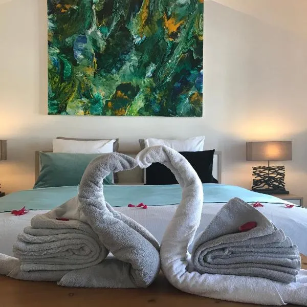 Maison SANS SOUCI, hotel in Lajoux