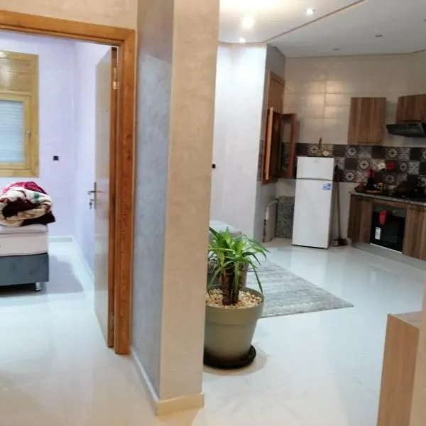 Joli appartement Casablanca ain sebaa, hotel v destinaci Casablanca