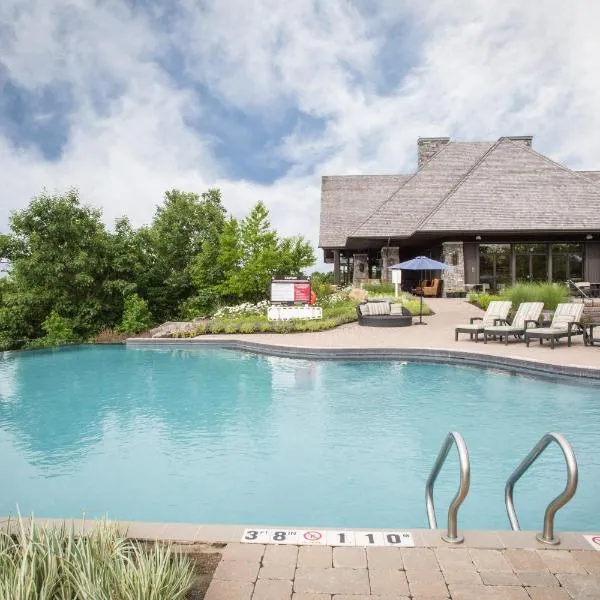 Muskoka Bay Resort, hotel in Gravenhurst