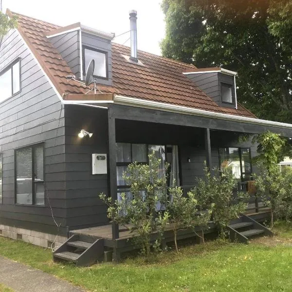 Hirangi cottage、トゥランギのホテル