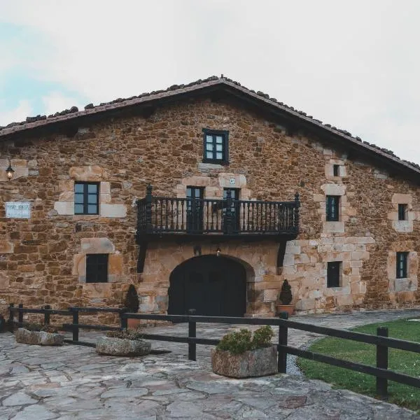 MendiGoikoa Bekoa, hotel Axpe városában