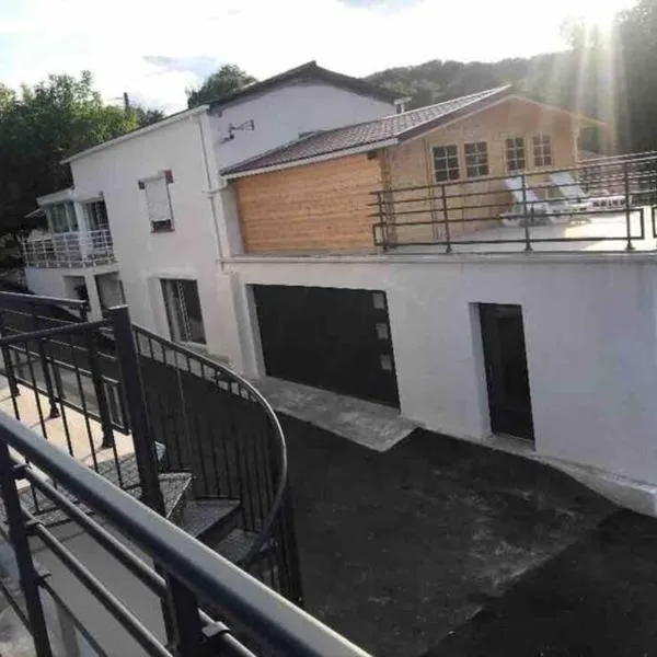 Koh Samet Siam Manahakhon Appart & Spa, hotel en Rieux-de-Pelleport