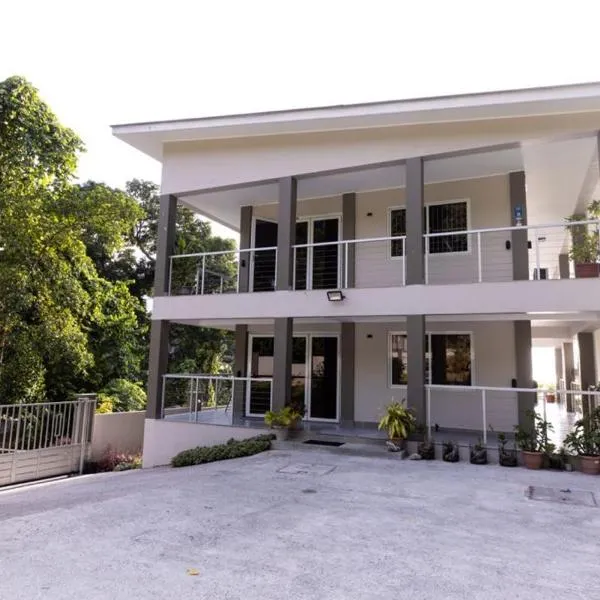 Peponi SelfCatering Apartments, hotel in Beau Vallon