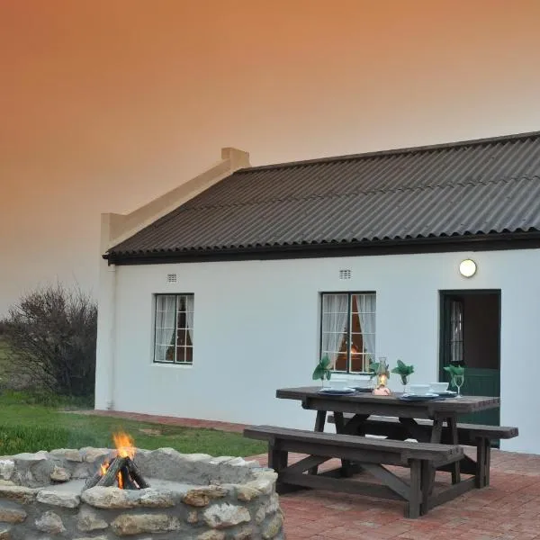 De Hoop Collection - Village Cottages、De Hoop Nature Reserveのホテル