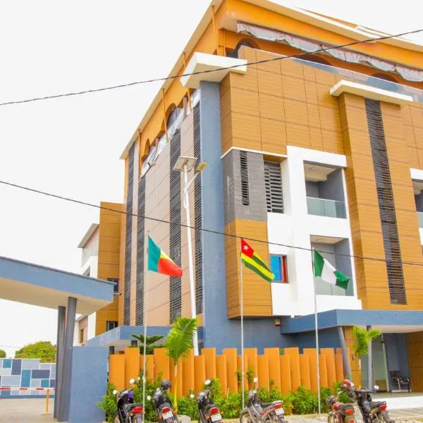 Hotel La Casa Cielo，位于科托努的酒店