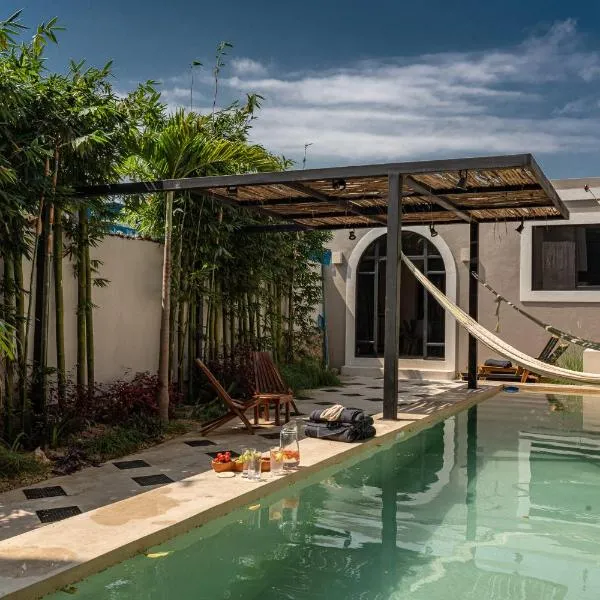Luxury home in the heart of Merida Centro, hotel in Mérida