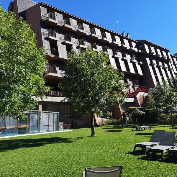 Evenia Monte Alba, ξενοδοχείο σε Cerler