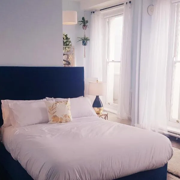 The Bank Hotel & Bistro, hotel in Hastings