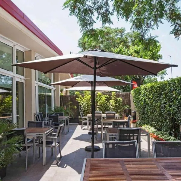 Ibis Cornella, hotel in Cornellà de Llobregat
