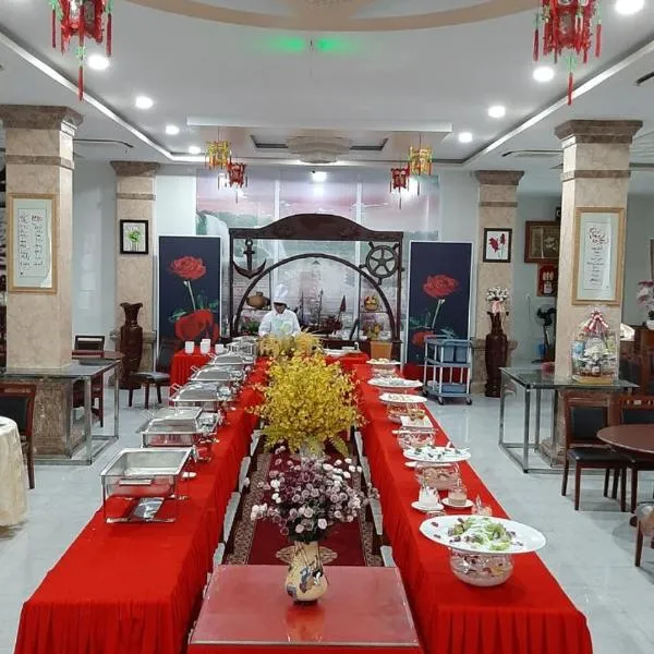 Phuc Ngoc Hotel โรงแรมในAp Rạch Soi