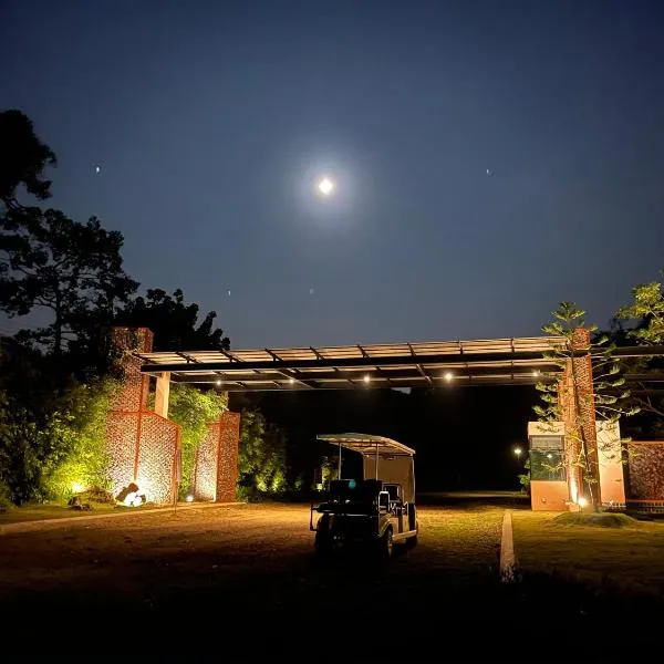 Rock Forest, hotel in Sattahip