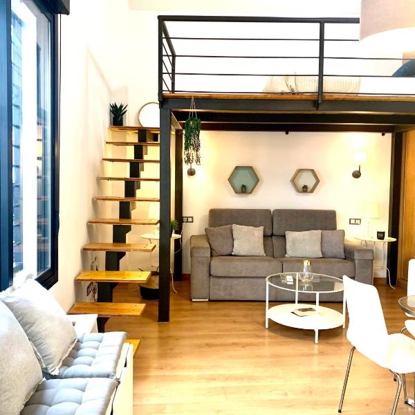 Homely Malaga Refino Loft D4, Málaga