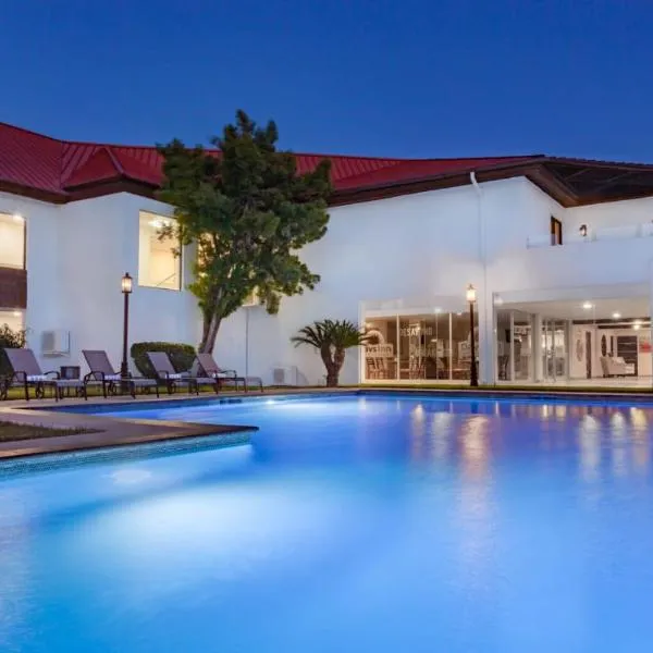 Days Inn by Wyndham Piedras Negras，位于彼德拉斯内格拉斯的酒店