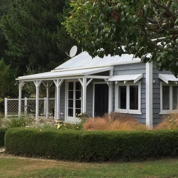 Birch Hill Cottage -30 minutes from St Arnaud, hôtel à Wairau Valley