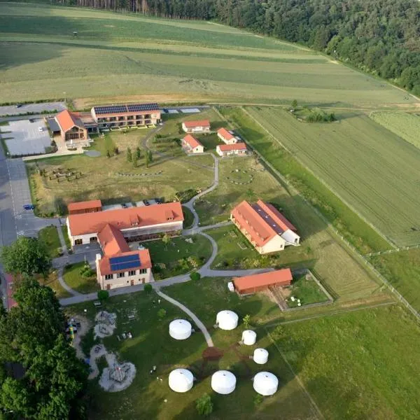 JUFA Hotel Neutal, hotel in Neutal