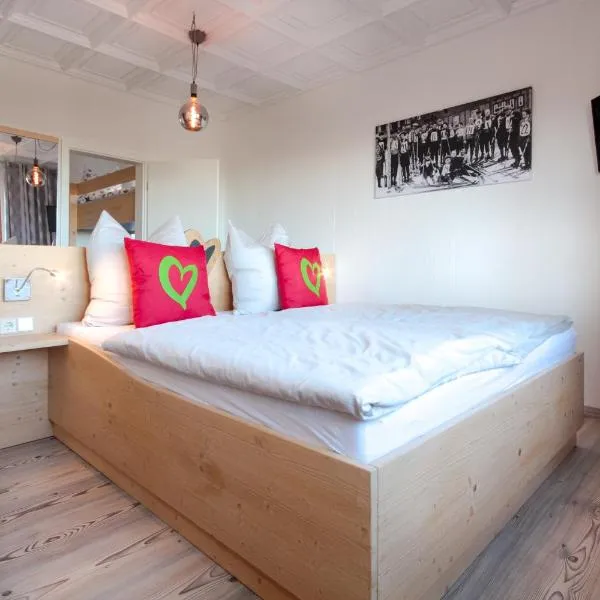 Haus am Berg - Pension direkt am Skihang, hotel a Kurort Oberwiesenthal