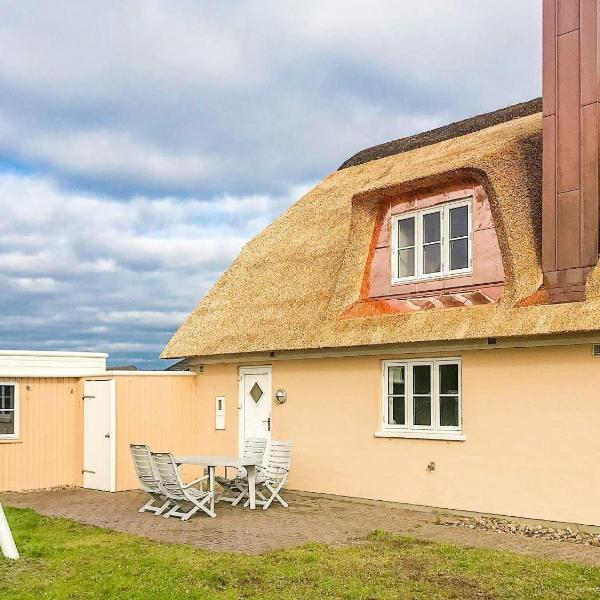 8 person holiday home in Bl vand