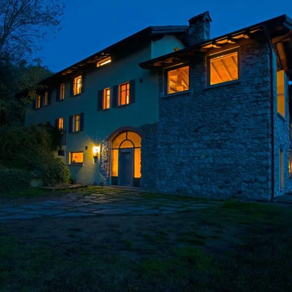 Cascina Canée, hotel in Angera
