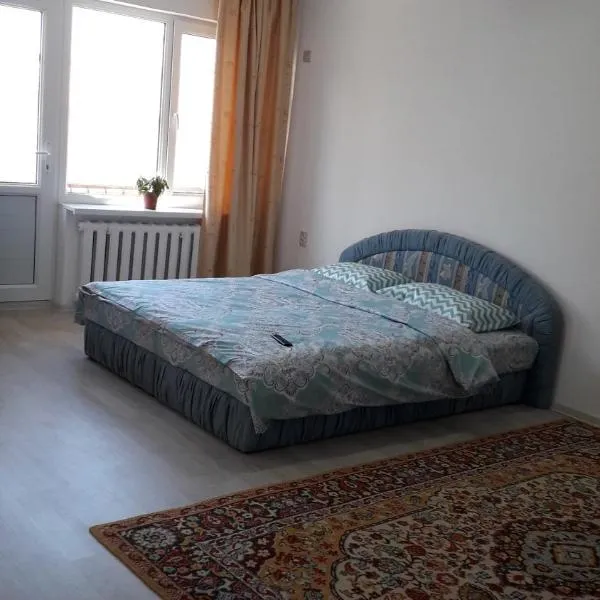 Светлая квартира для гостей, מלון בקיזילורדה