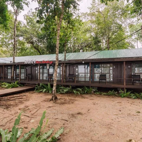 Roxy Telok Serabang、Pelaman Siruのホテル