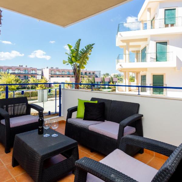 Mira Baia - Meia Praia Family Apartment