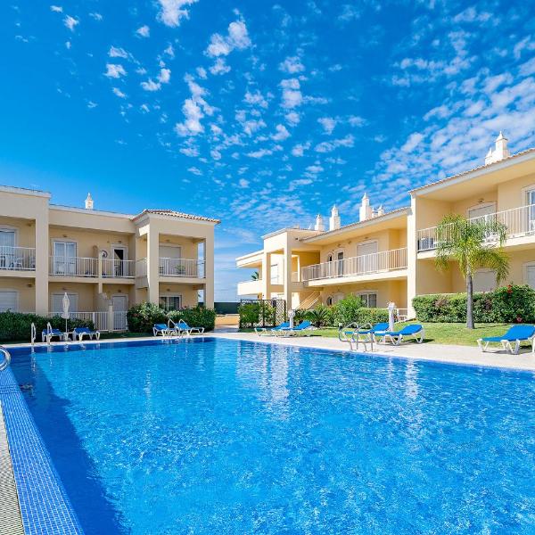 Family Holiday Apartment - Centrally Located - Vale de Parra