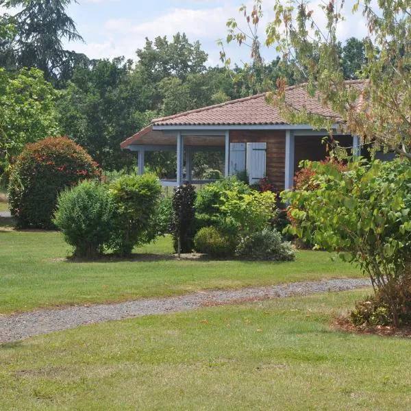 Nid Douillet, hotel v destinaci Poncins