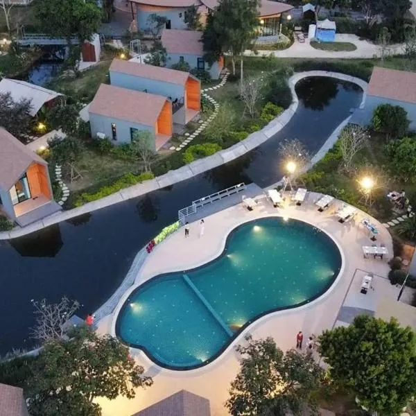 The Tree Riverside Resort Kaeng Krachan, hotel in Kaeng Krachan