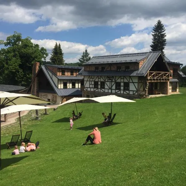 Kazmarka, hotel v Malé Morávce