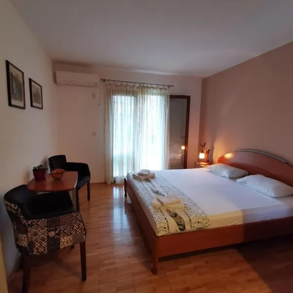Guesthouse Vukasevic, hotel in Virpazar