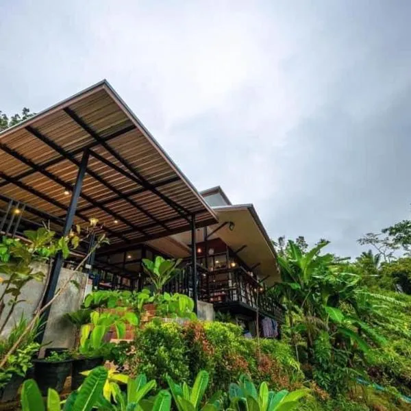 Baanhatsompaen homestay, hotel in Ranong