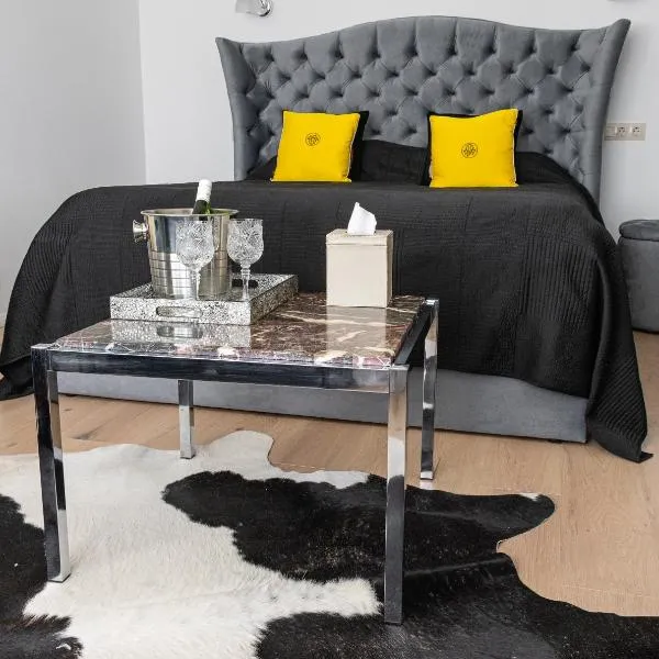 Central Park studio, hotel in Gulbene