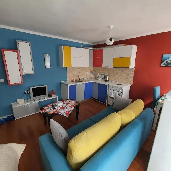 My Apartment Polican, ξενοδοχείο σε Poliçan